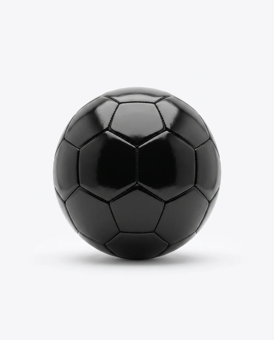 Zwarte voetbal op kinderformaat van Kids Arena